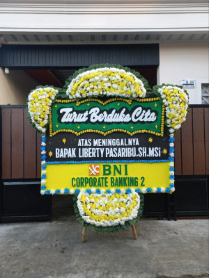 Papan Bunga Duka di Warnajati