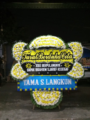 Papan Bunga Duka di Warnajati