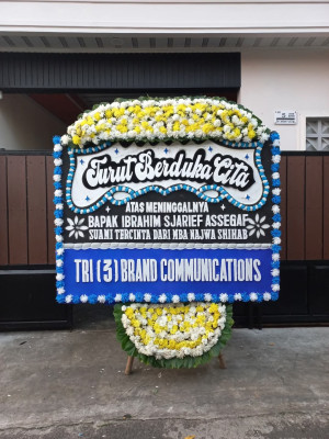 Papan Bunga Duka di Warnajati